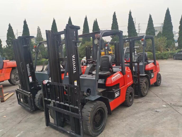TOYOTA forklift
