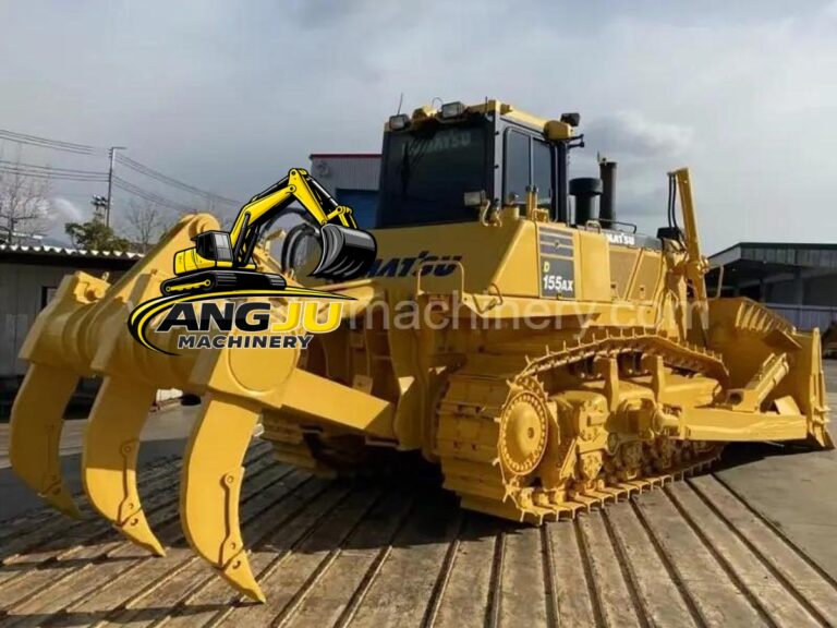 Komatsu D155AX-7.....