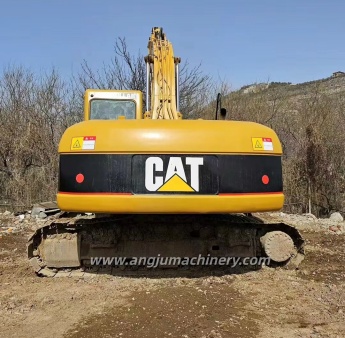 CAT320C back side
