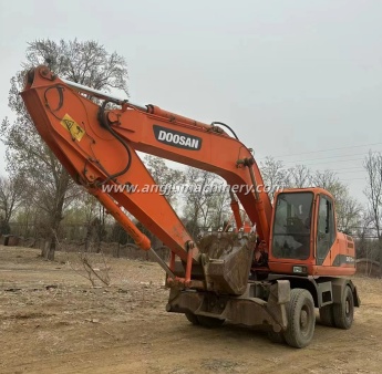 Used wheeled excavator Doosan DH210W-7