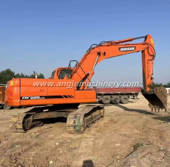 Doosan DX500 large digger 50Ton backhoe